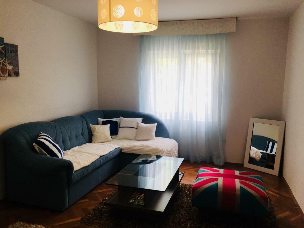 Apartman Mila Apartment โปเรช ภายนอก รูปภาพ